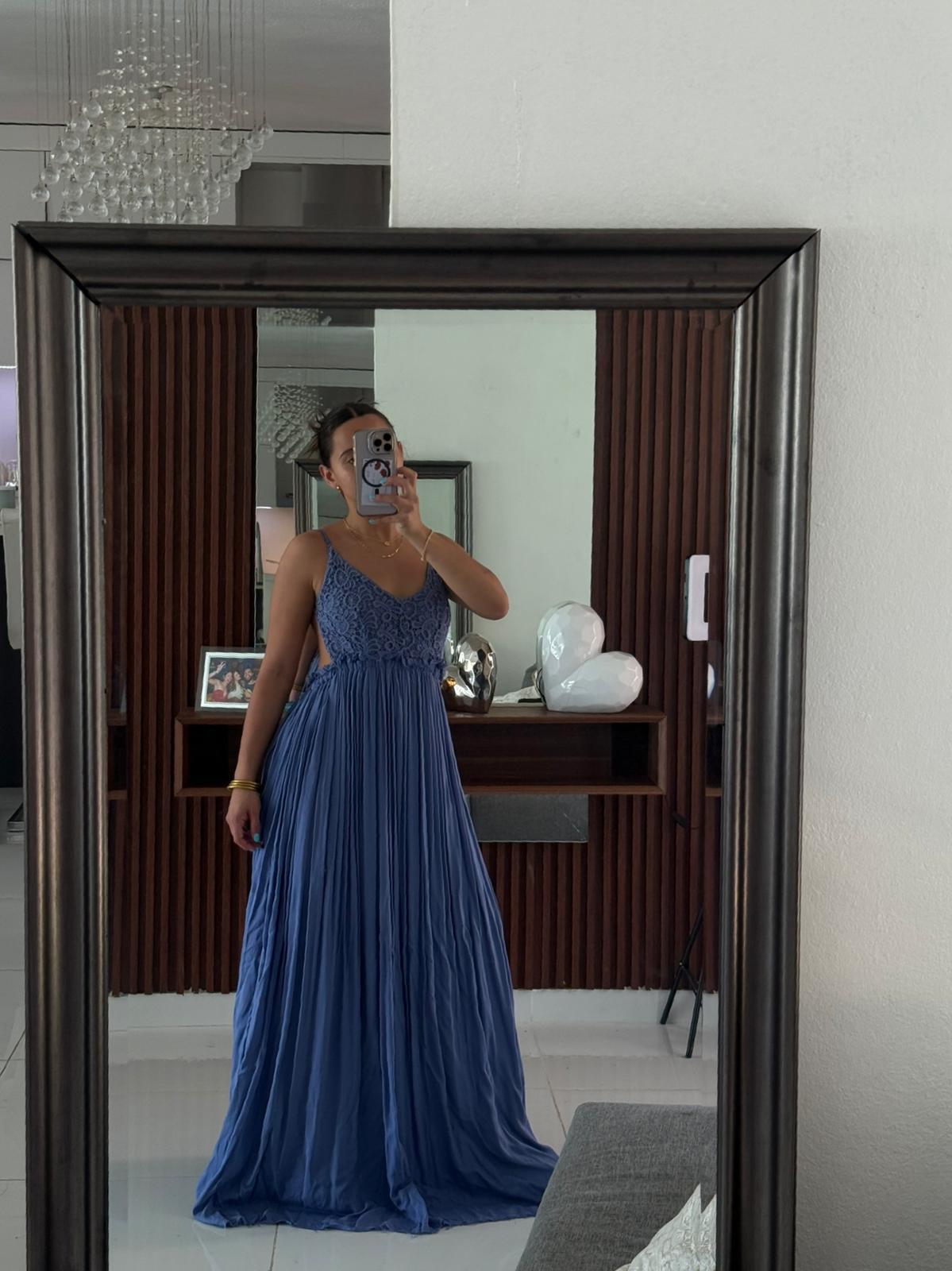 Vestido Largo Azul Acero con Encaje