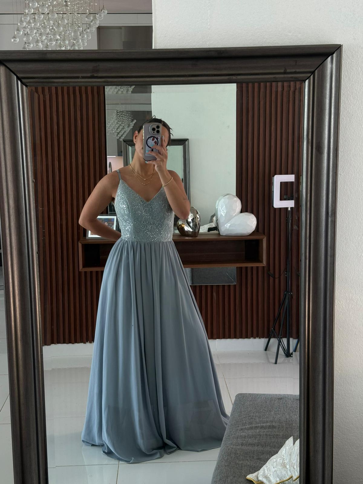 Vestido Largo Azul Cielo con Lentejuelas