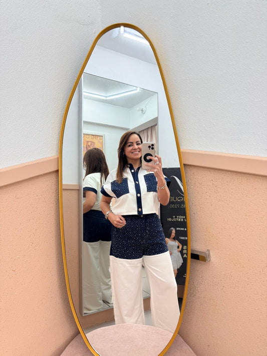 Conjunto Navy y Blanco Crop Top y Pantalón Palazzo