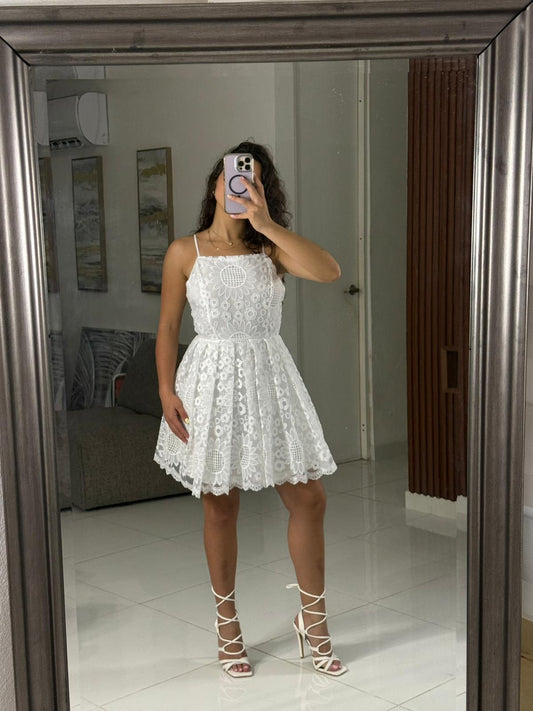 Vestido blanco de encaje