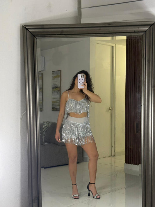 Set Plateado Flecos Top y Falda