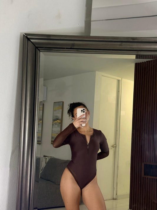 Traje de Baño Marrón Manga Larga con Cierre - También Bodysuit