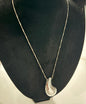 Collar Plateado Gota Moderna