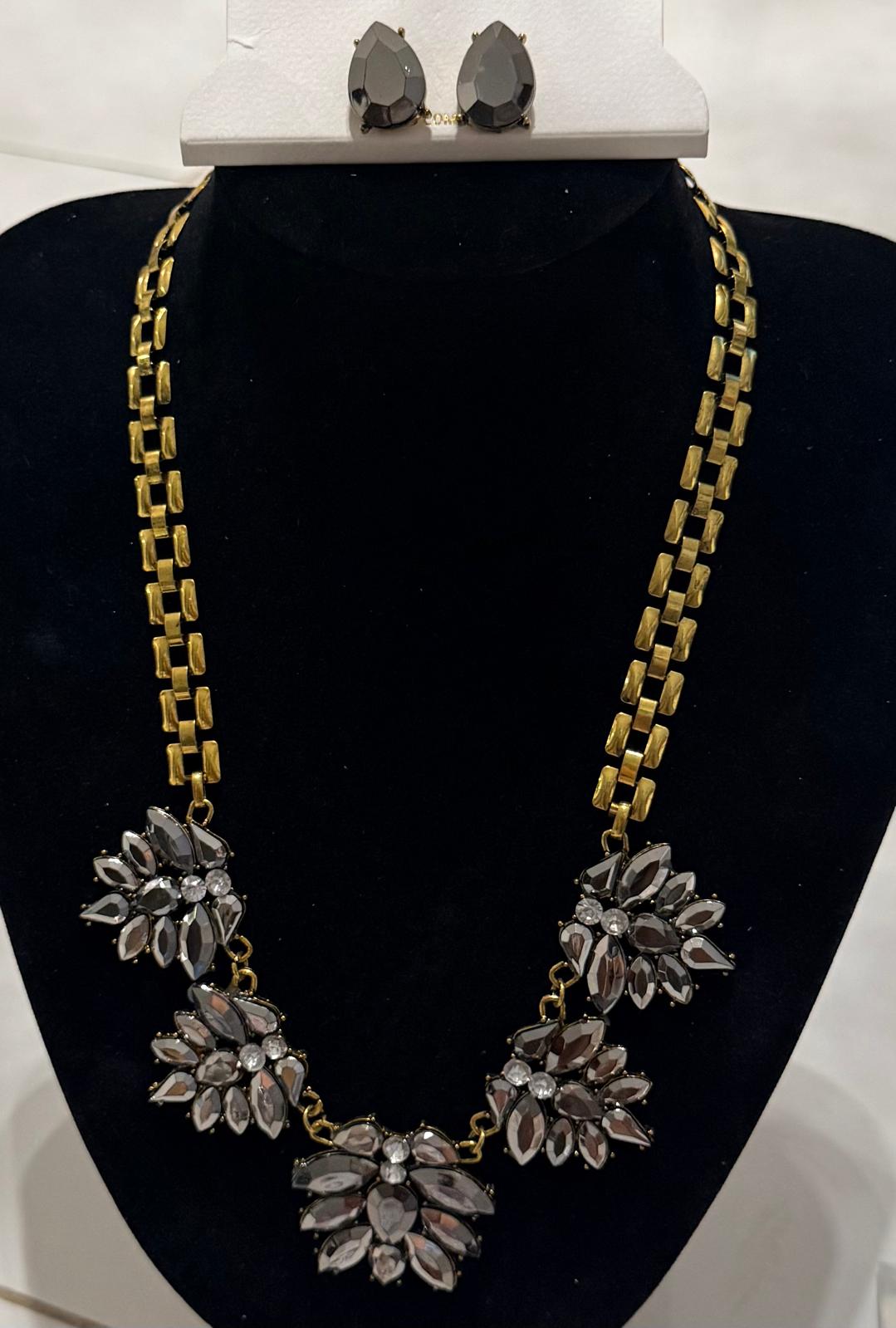 Set Collar Statement Flores Cristal Gris Dorado