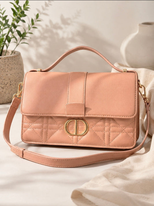 Bolso Rosa Nude Acolchado Cuero Vegano Detalles Dorados
