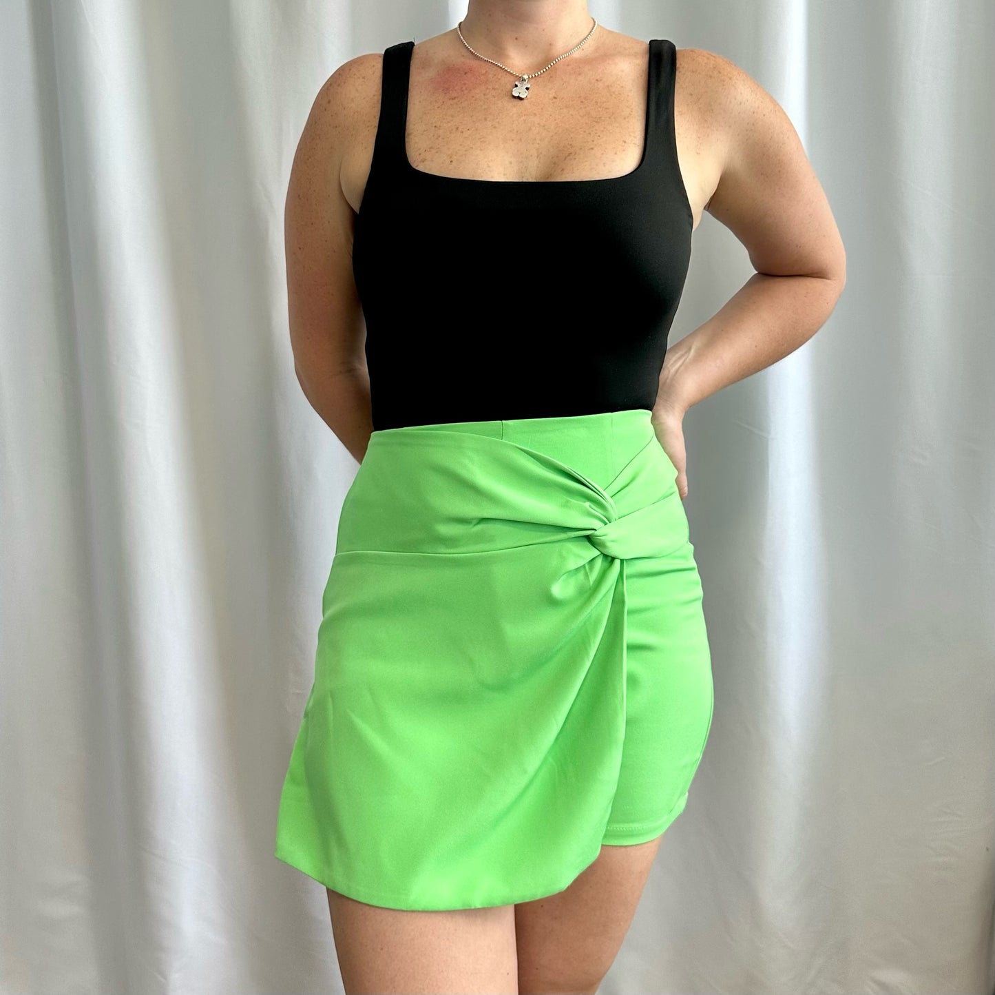 GREEN SKORT